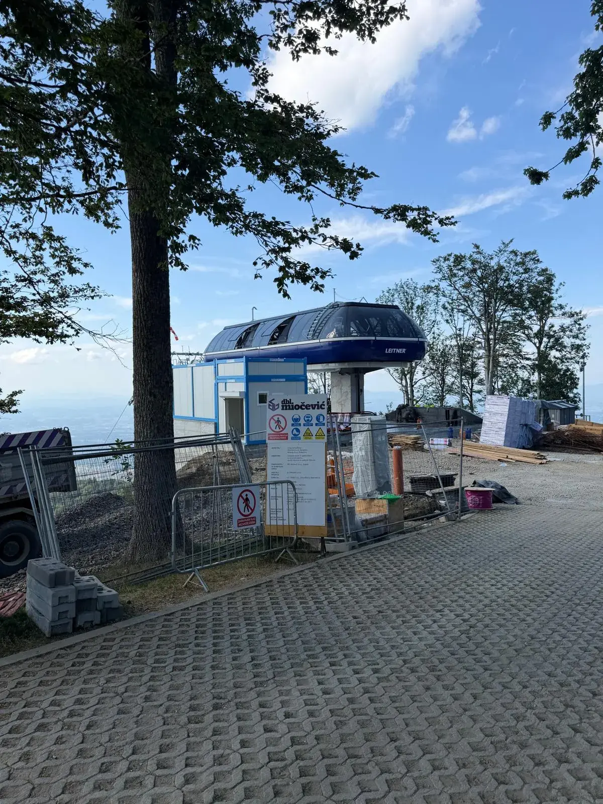Container per le squadre di montaggio