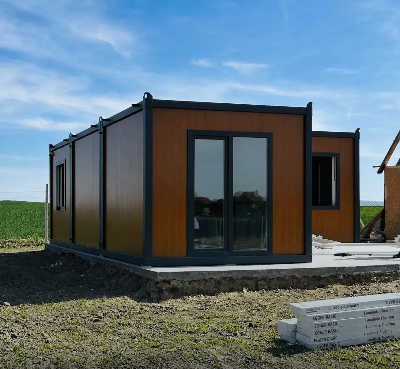 Container abitativo EKO BOX in un bosco